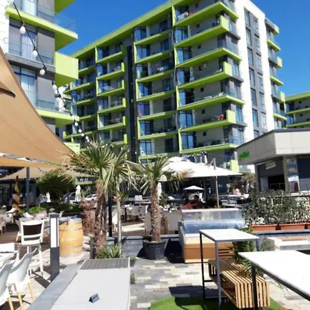Elite - Pool & 30 Metri De Plaja Appartamento
