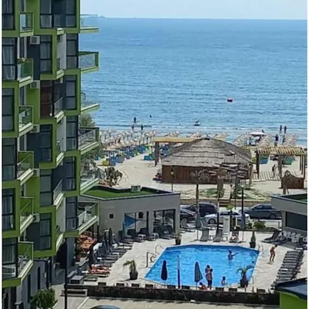 Elite - Pool & 30 Metri De Plaja 3*
