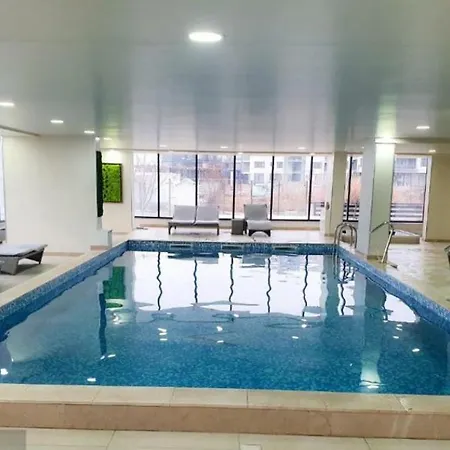 Elite - Pool & 30 Metri De Plaja Apartman Năvodari